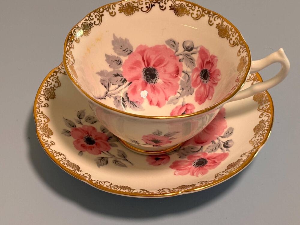Collingwoods bone china teacup and saucer England White Pink Gold Floral